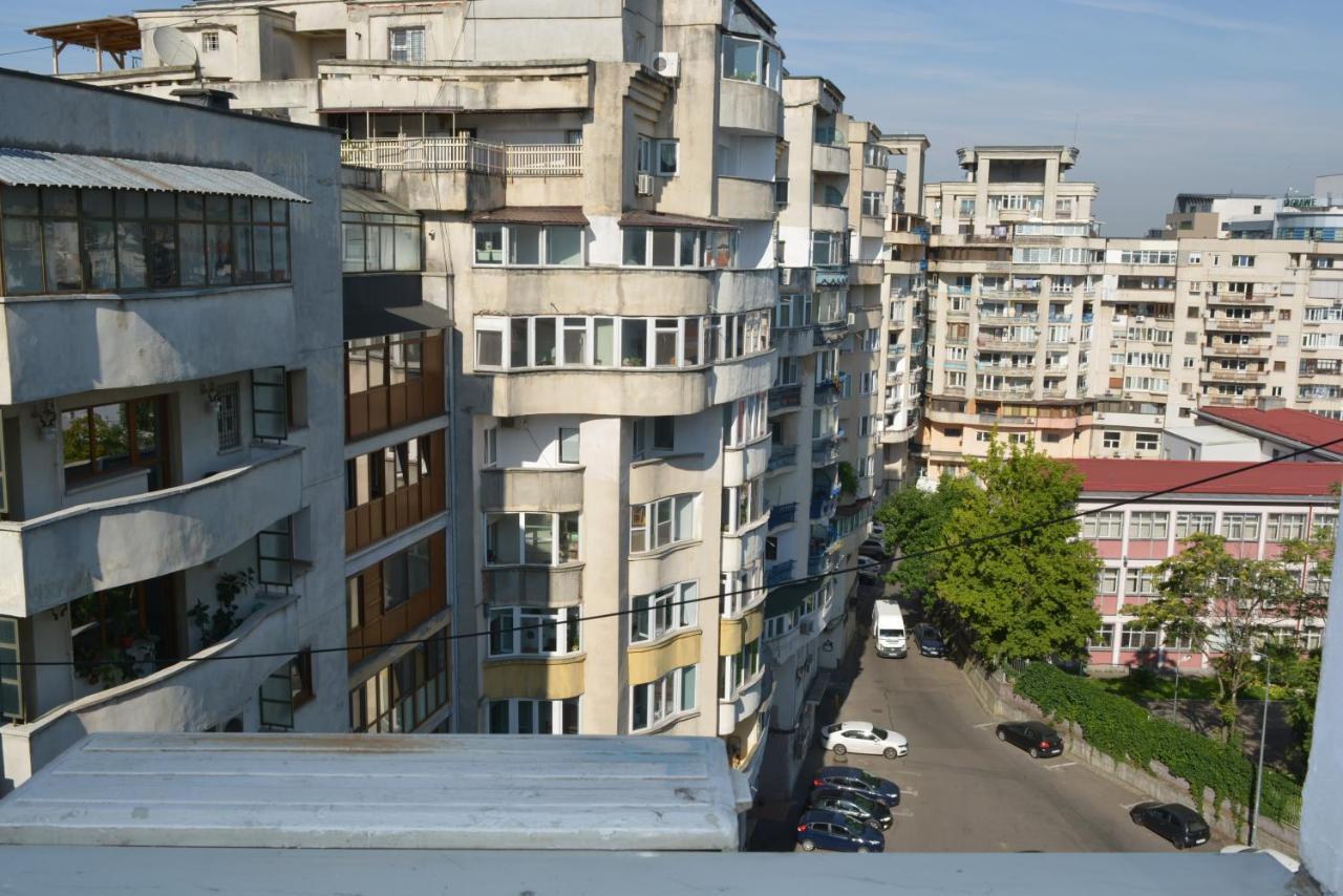 Iulia Studio 9 Bucarest Exterior foto